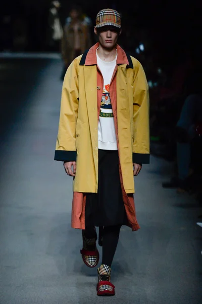 Look 22